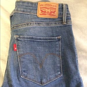 Levi Skinny Jean size 6